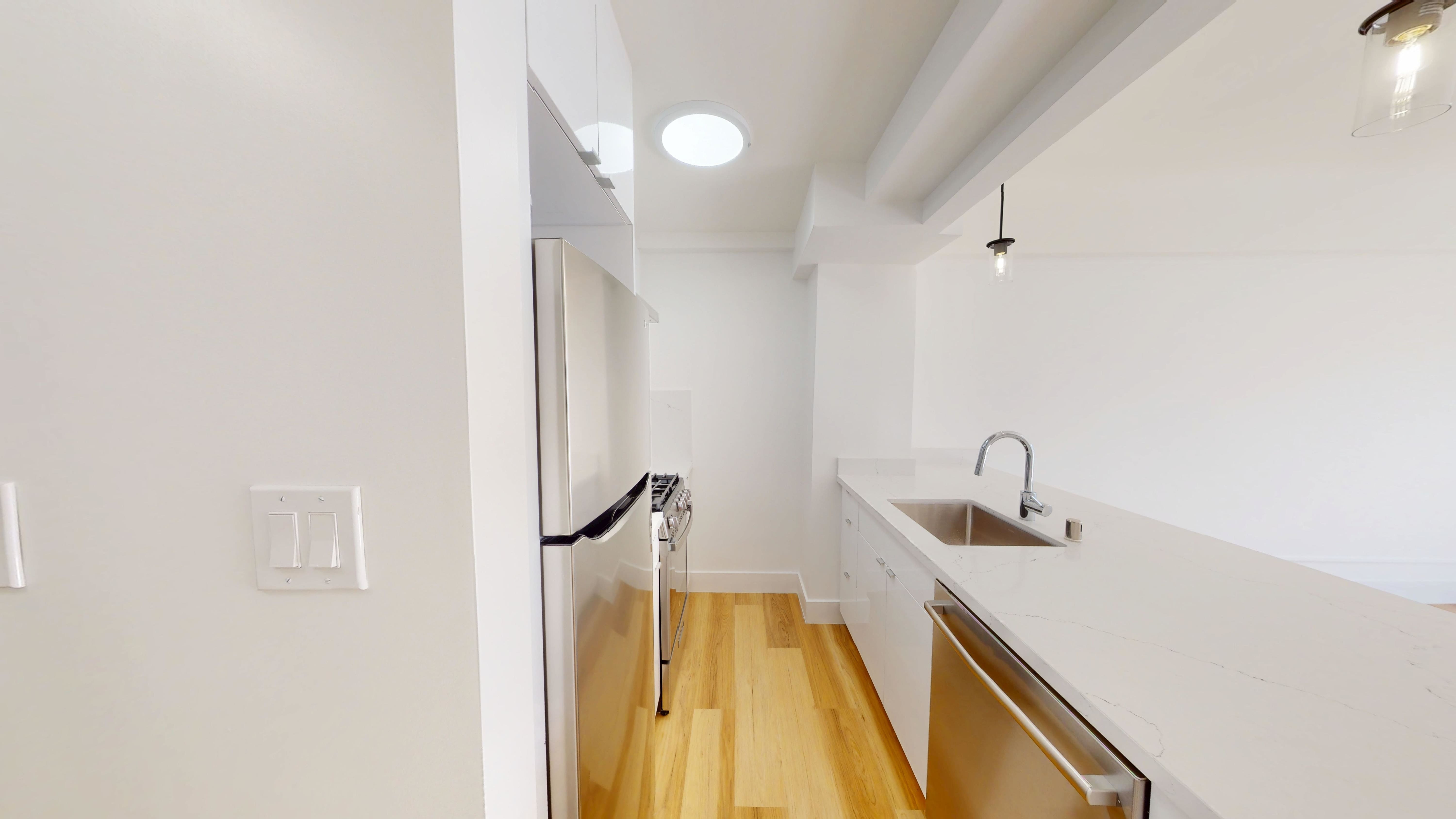 1472 Filbert Street – photo 4