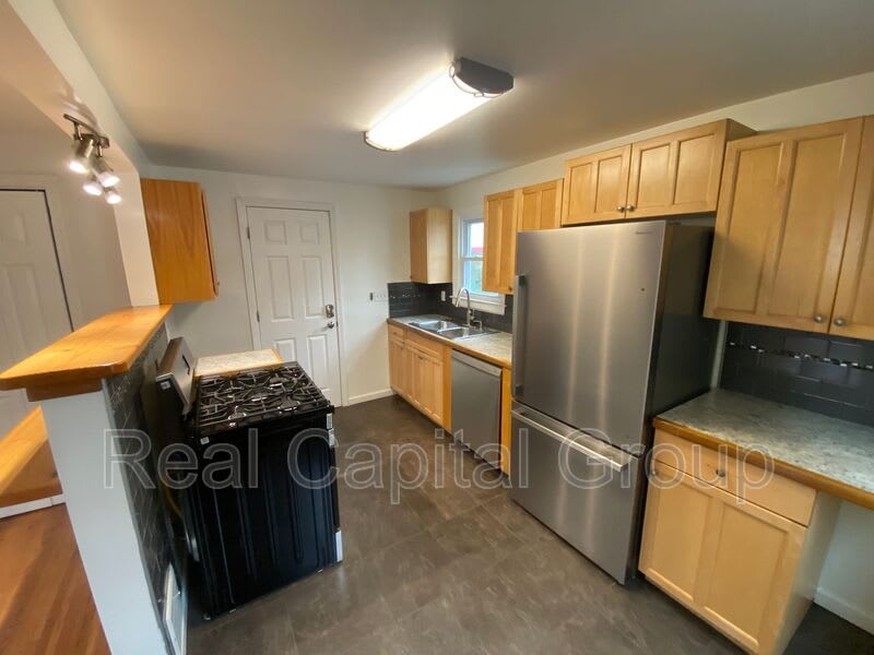1 Virginia Rd – photo 3