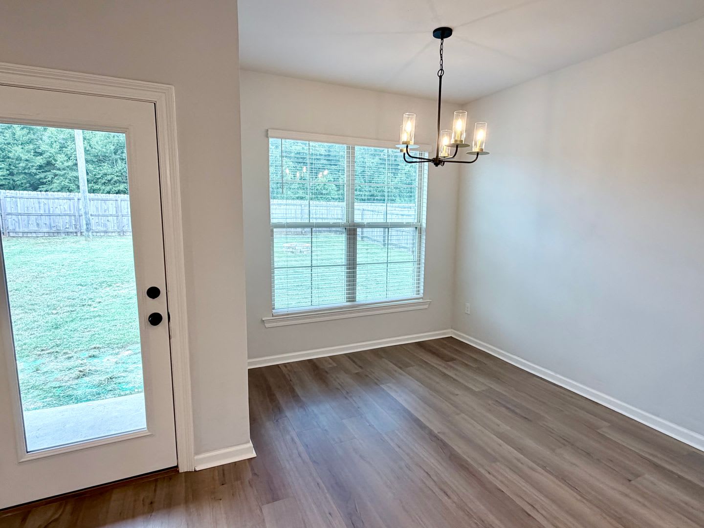 Spacious 3-Bedroom Home – photo 5