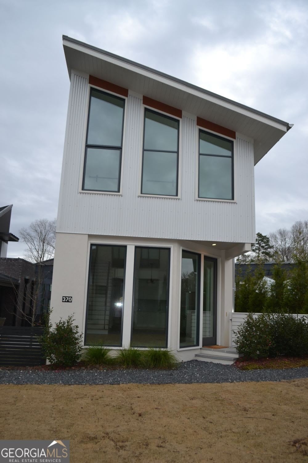 370 2nd Street – photo 1