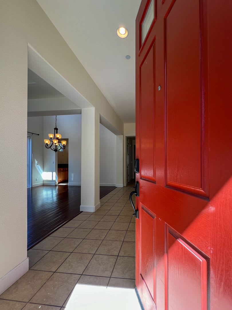 Beautiful Four Bedroom Napa Home on Secluded Cul-de-Sac – photo 3