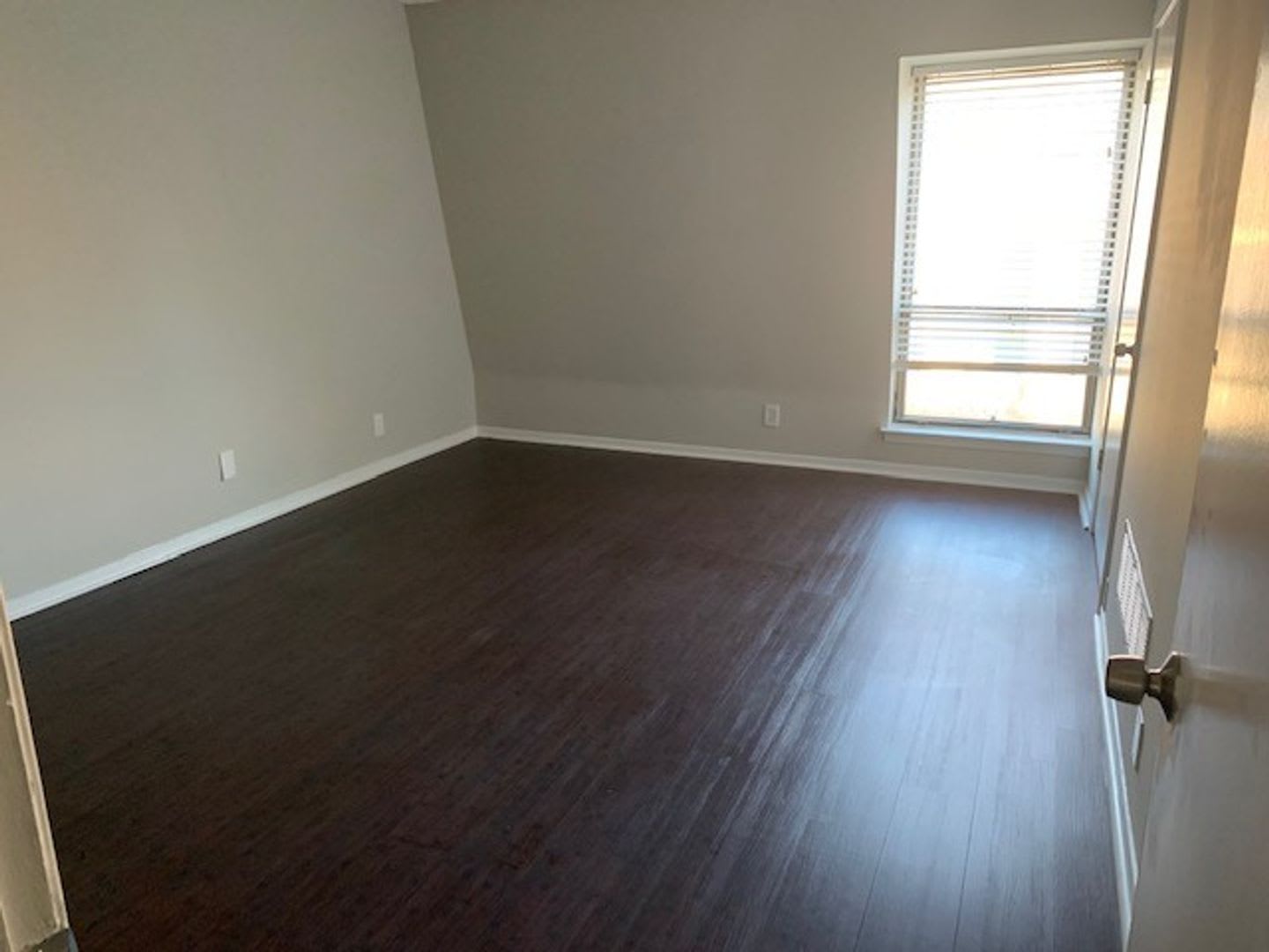 2BD/1.5BA Townhouse located inGermantown! – photo 5