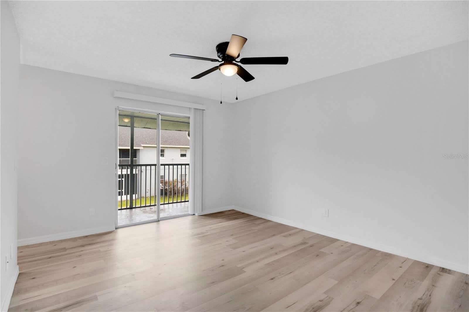 4100 PERSHING POINTE Place – photo 3