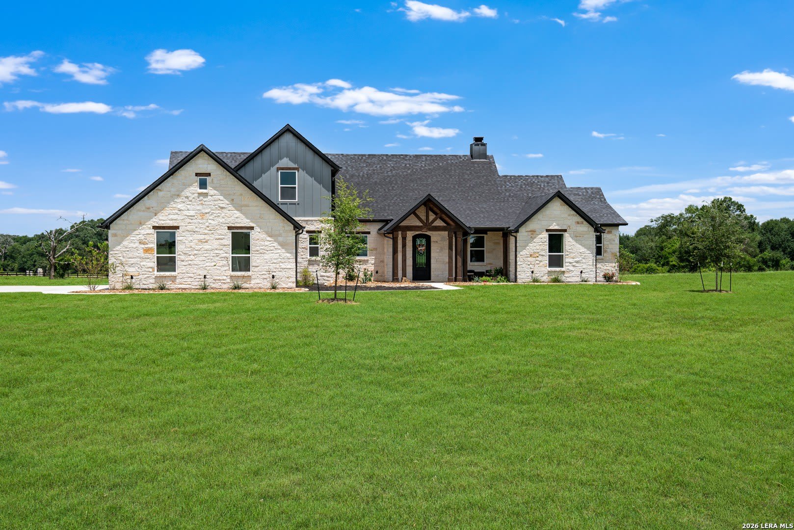 9974 HIDDEN POND DR – photo 1