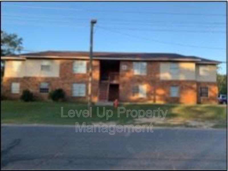 576 Lower Woodville Rd – photo 2