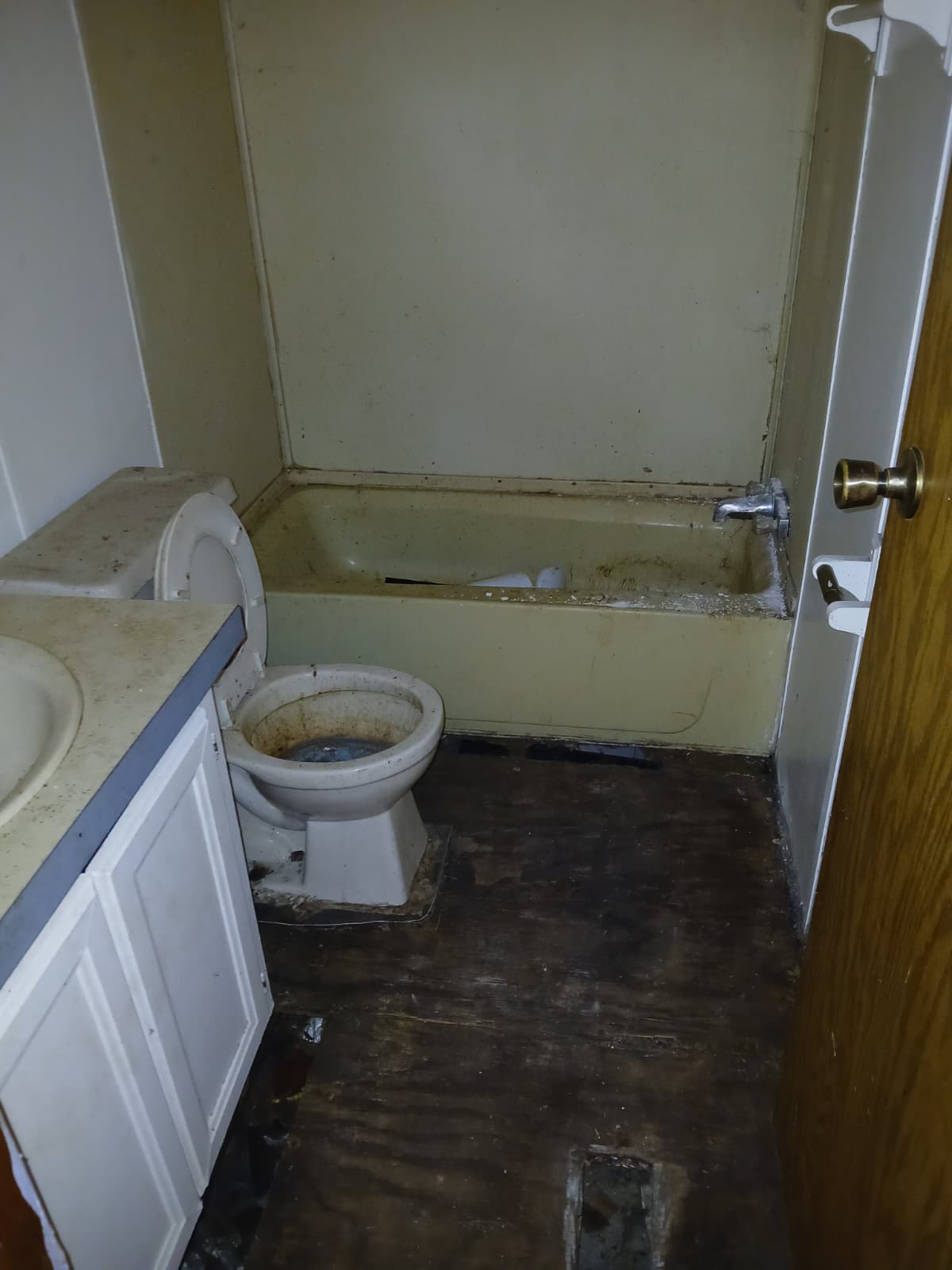 710 Mill St – photo 4