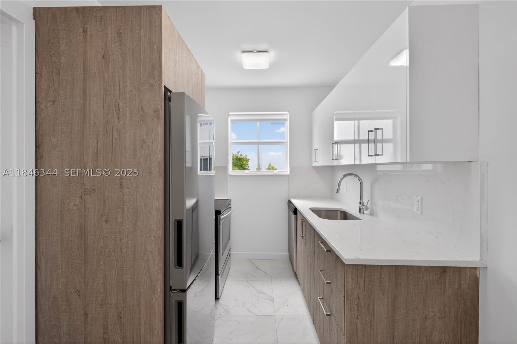 1552 Euclid Ave – photo 2