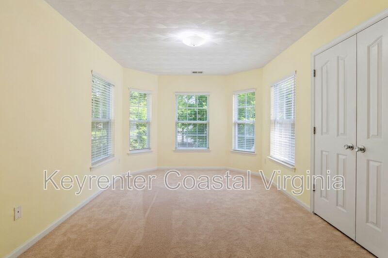 16221 Farah Ct – photo 5