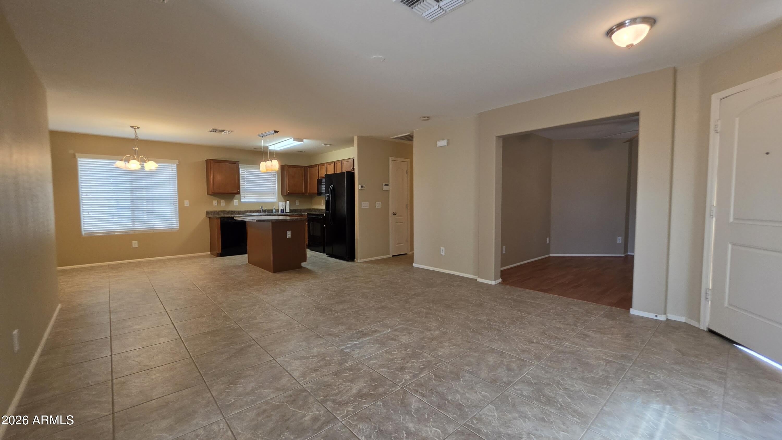 40458 W HAYDEN Drive – photo 2