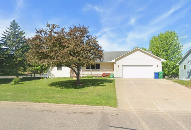 5065 Main Ave NE – photo 2