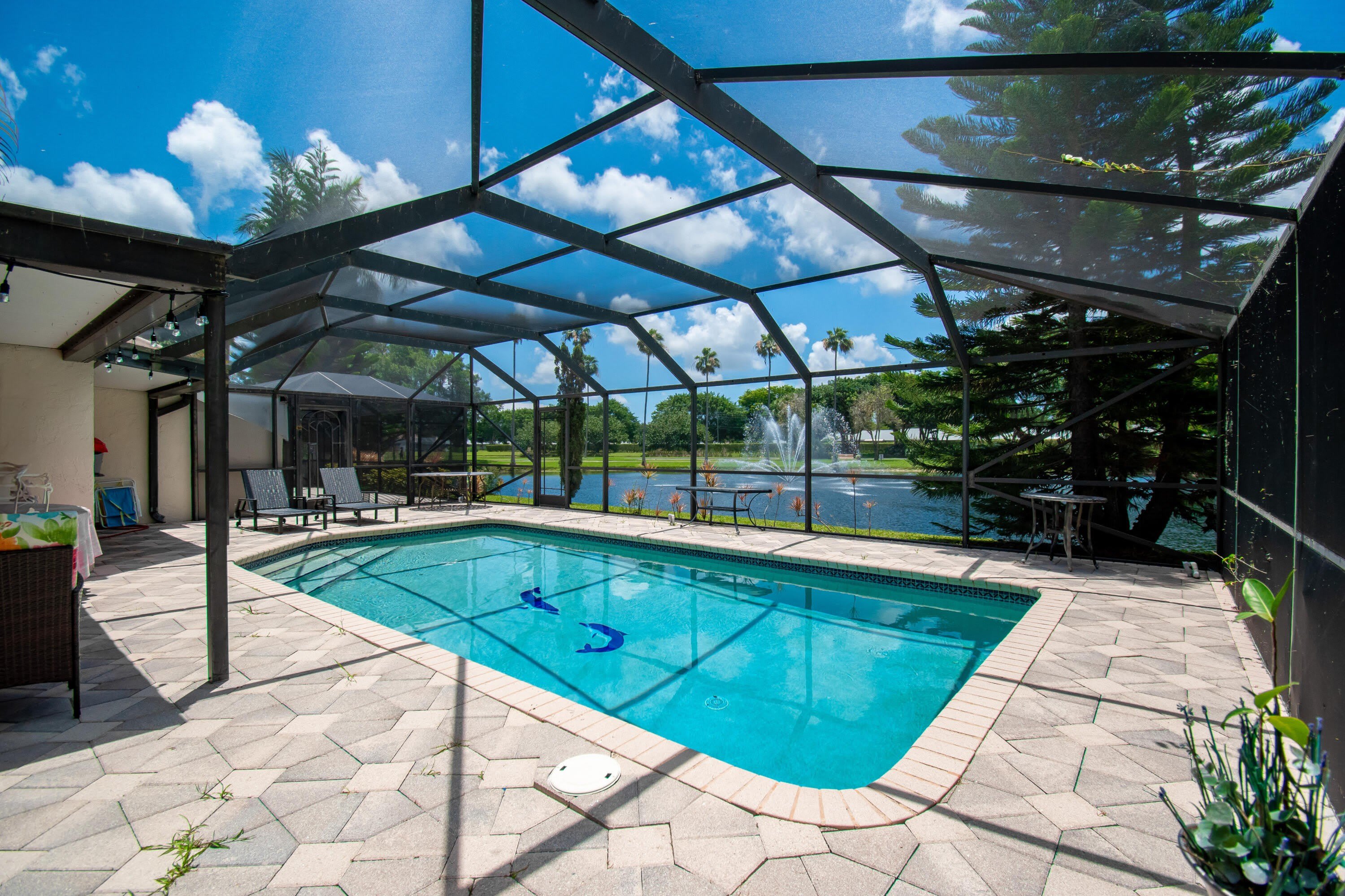 9708 Erica Court – photo 1