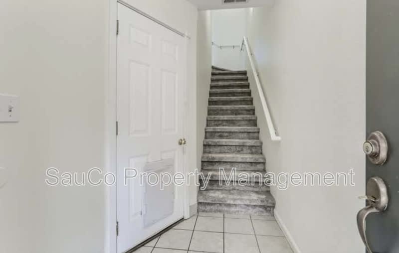 7839 Ne Kian Ln – photo 4