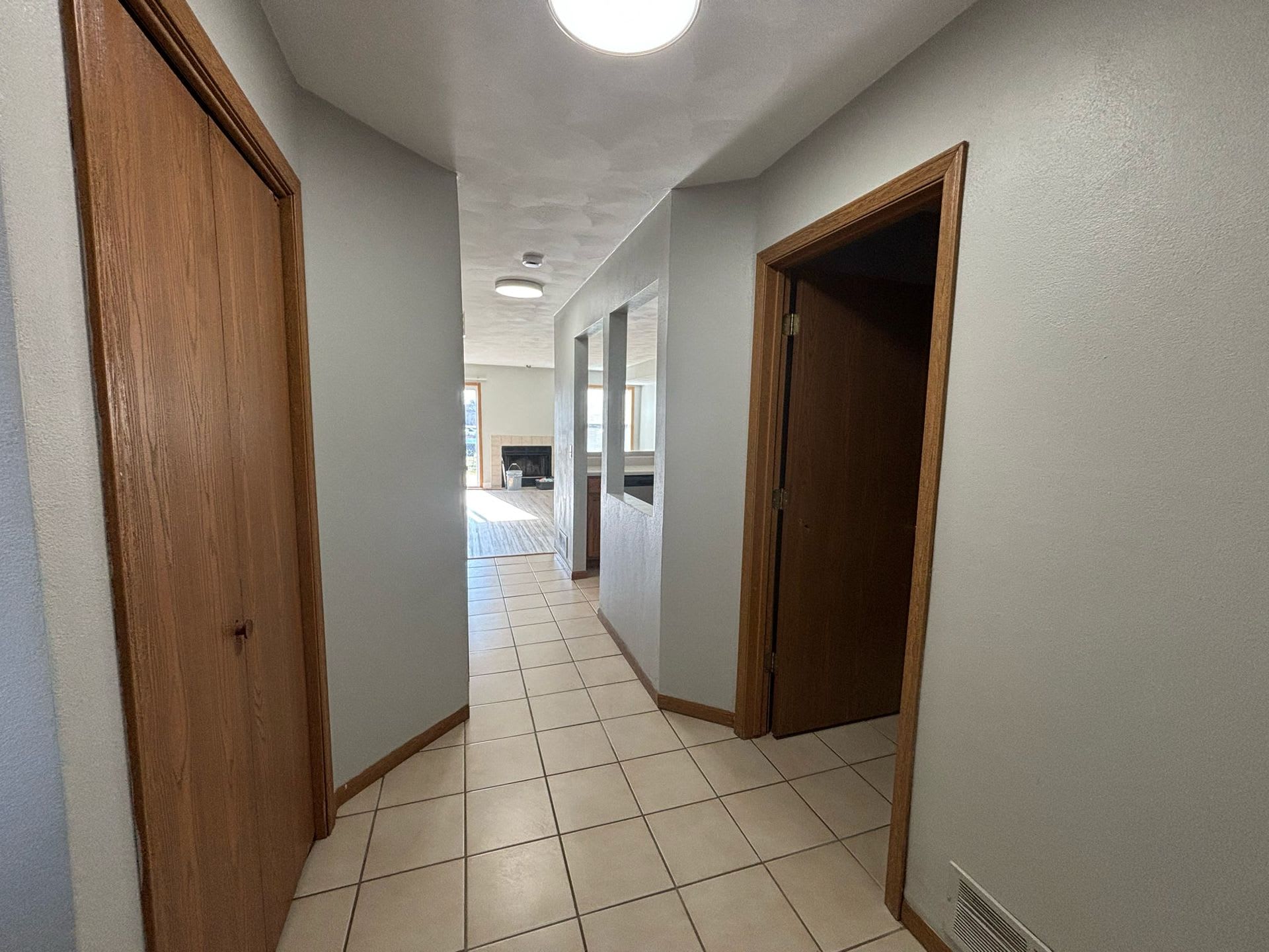 Rockford Townhomes East – photo 4