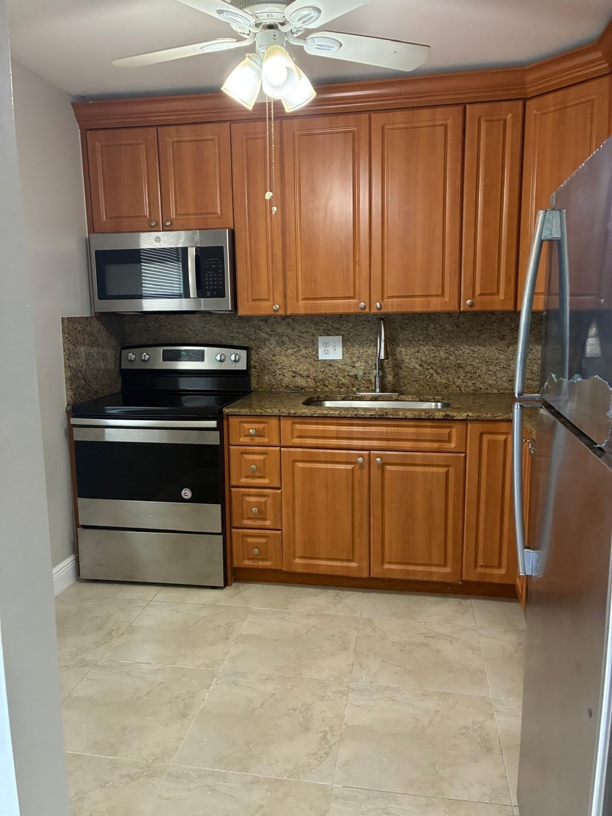 7300 NW 5th Court – photo 4