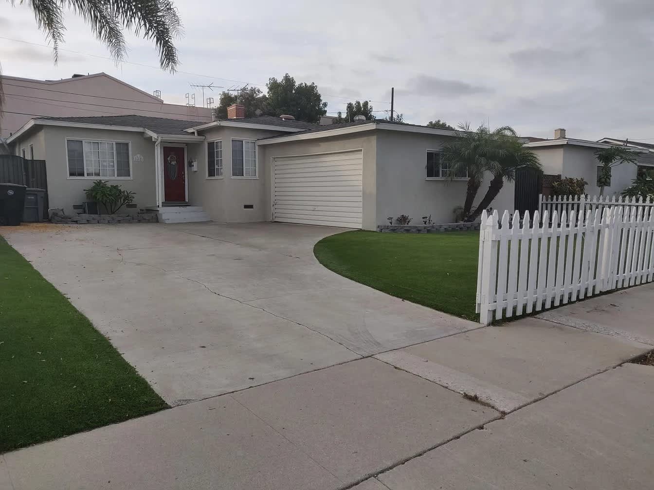 16621 Patronella Avenue – photo 1
