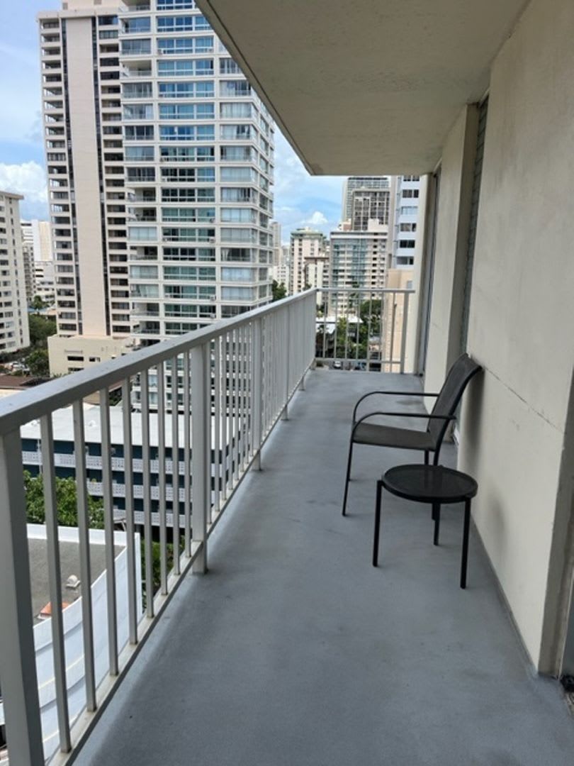 Charming 2BR Condo in Honolulu – photo 3