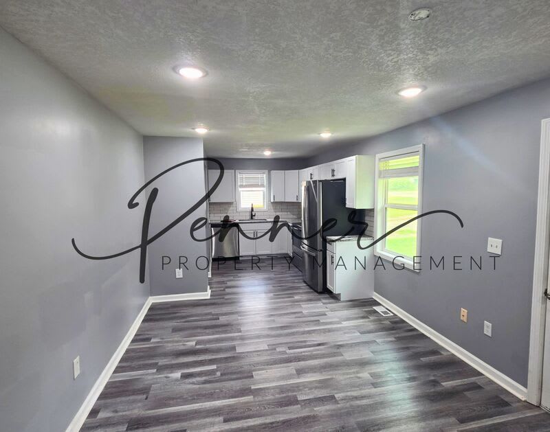 8446 Oak St – photo 3