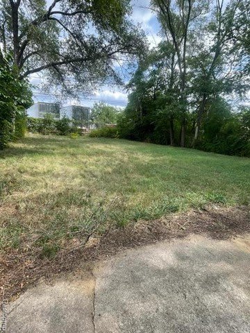 20442 Greenlawn Street – photo 2