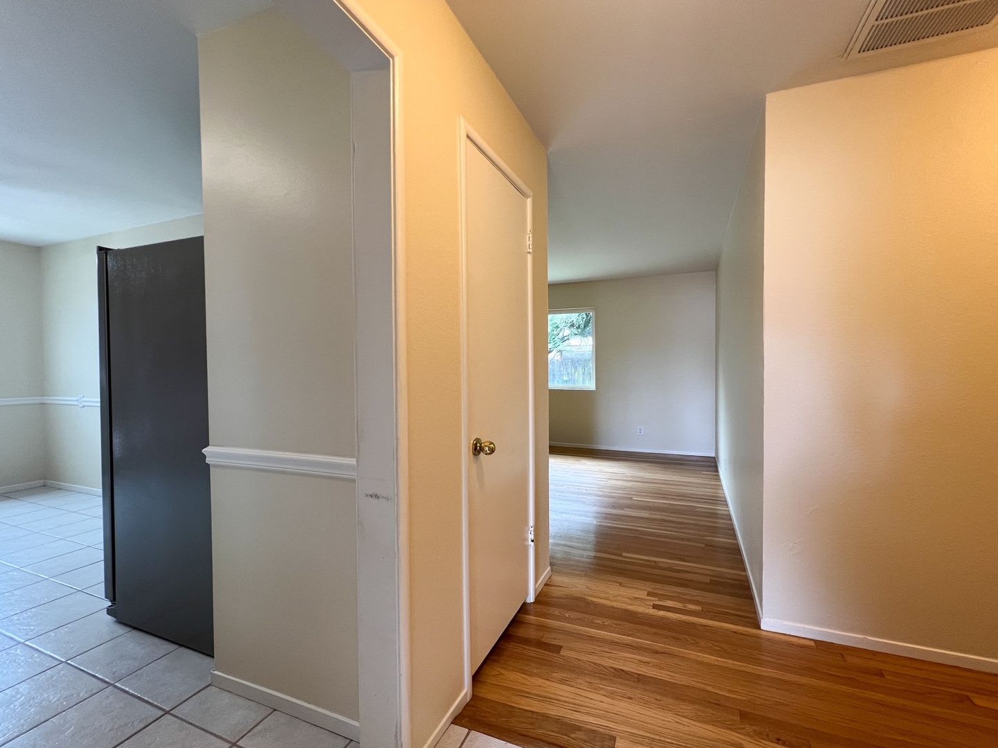 Charming Three Bedroom Home in North Napa – photo 4