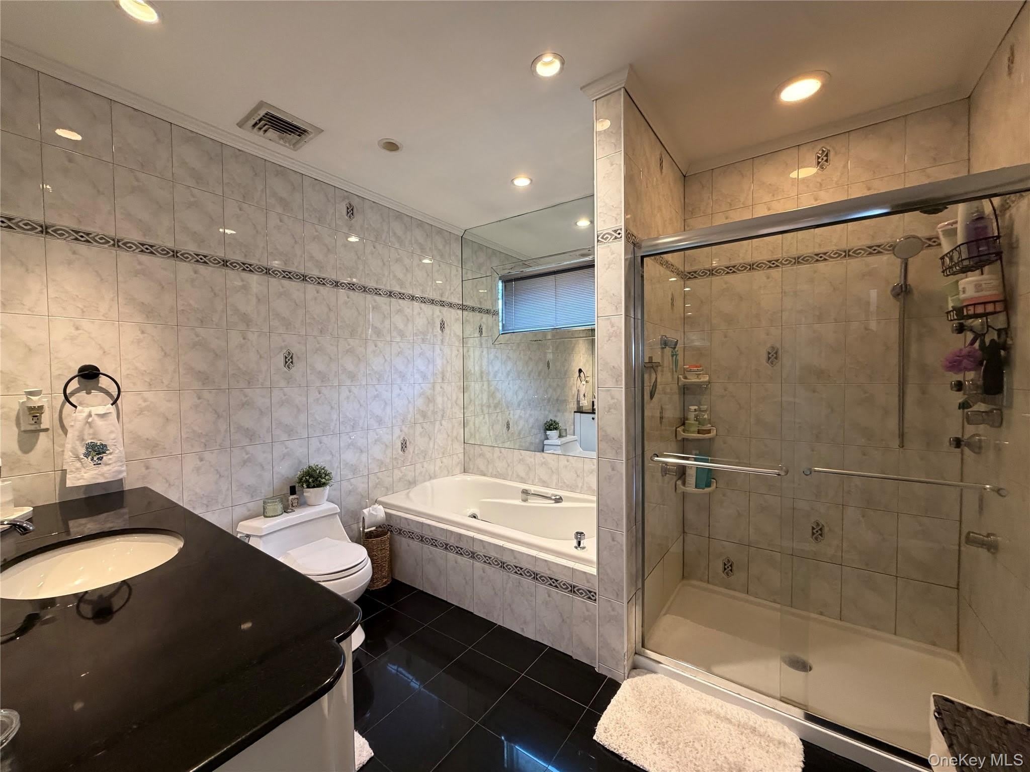 60 Trenton Avenue – photo 5
