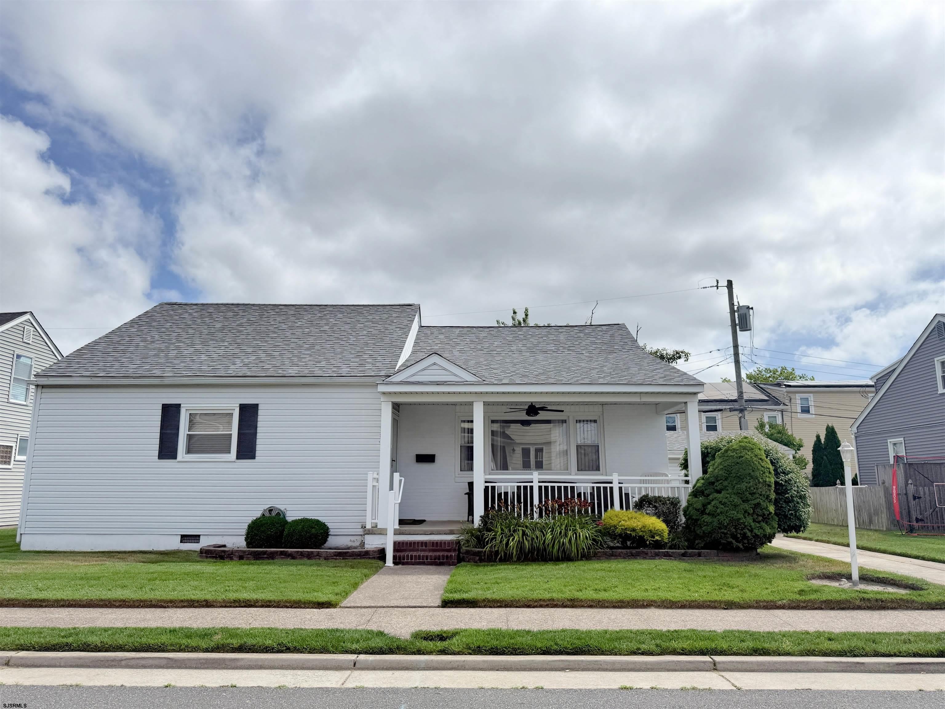 307 N Essex Ave – photo 1