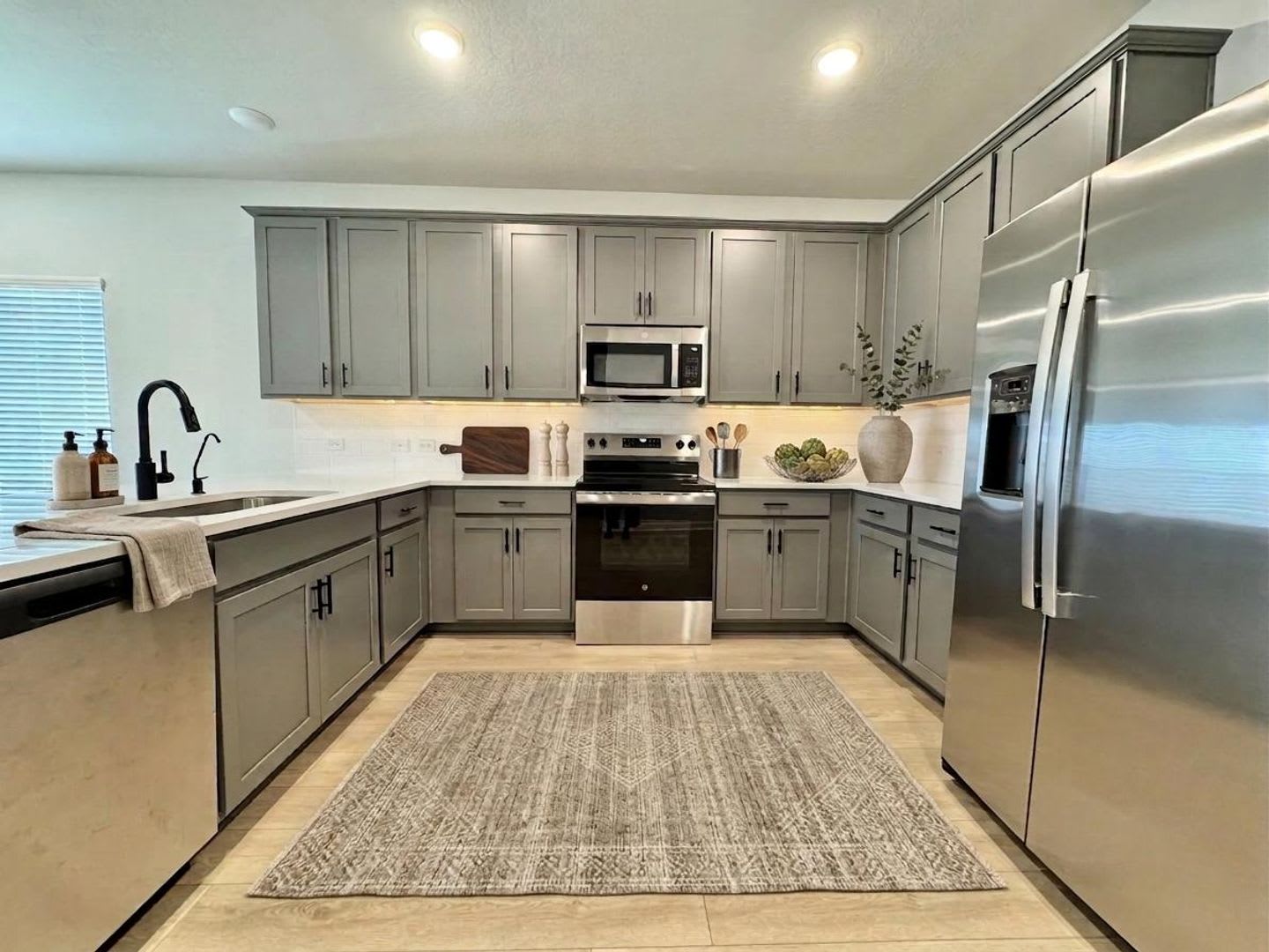 Spacious 4-Bedroom Home with Modern Upgrades & Resort-Style Community Amenities! – photo 5
