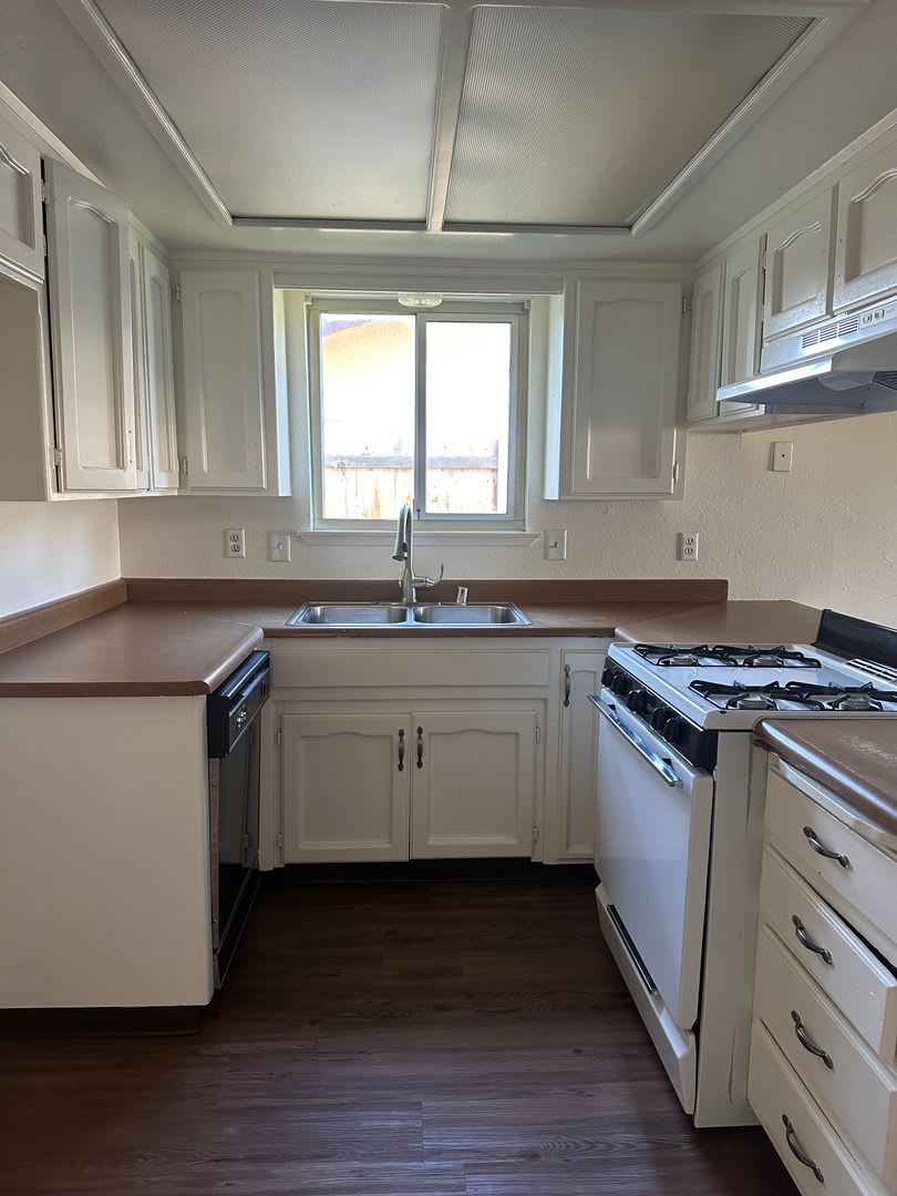 Great House for rent in Visalia! – photo 2