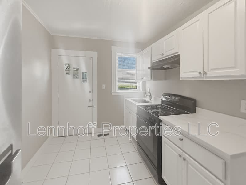 23 Hilton Street, Unit 1 – photo 4