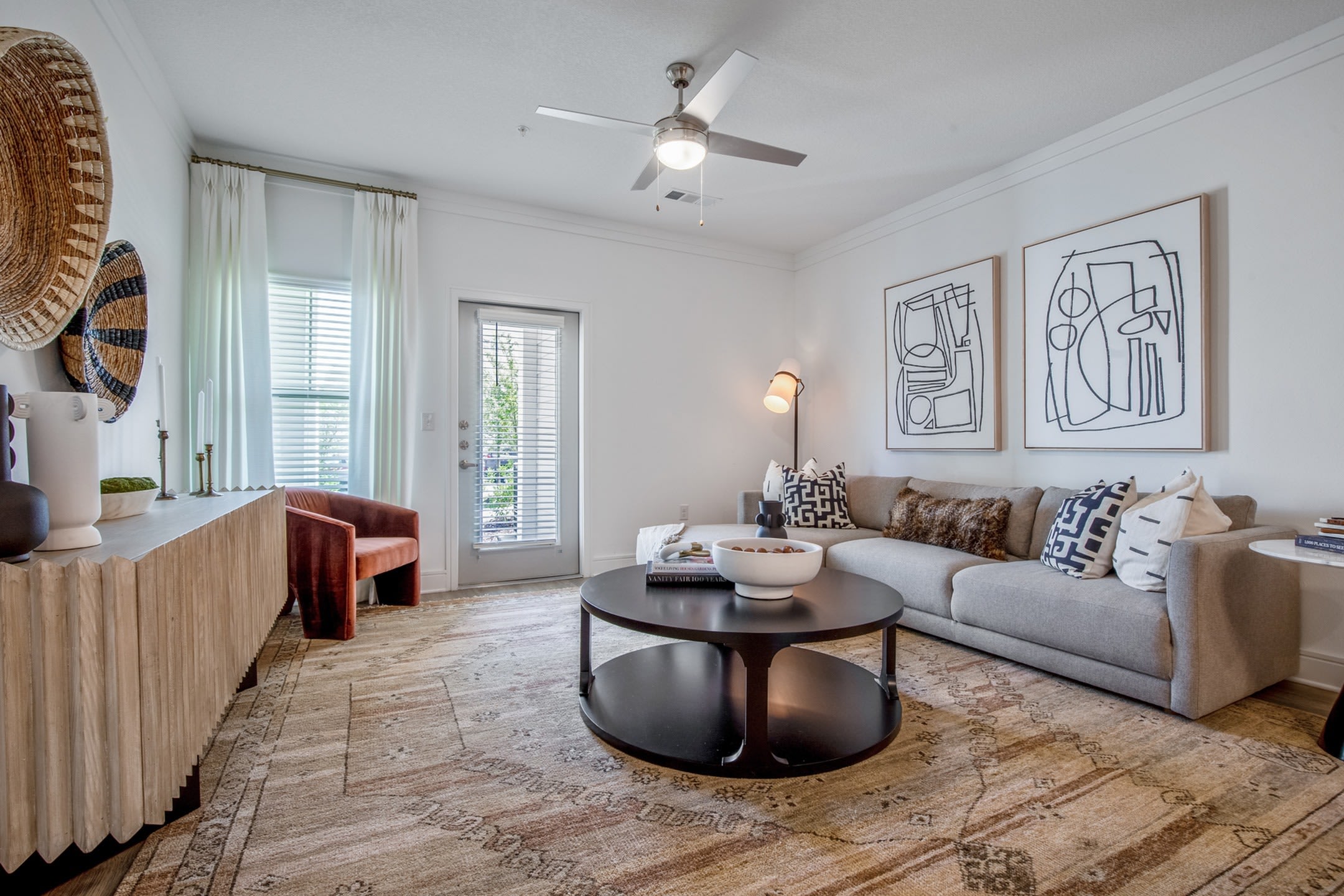 Cyan Mallard Creek Apartments – photo 2