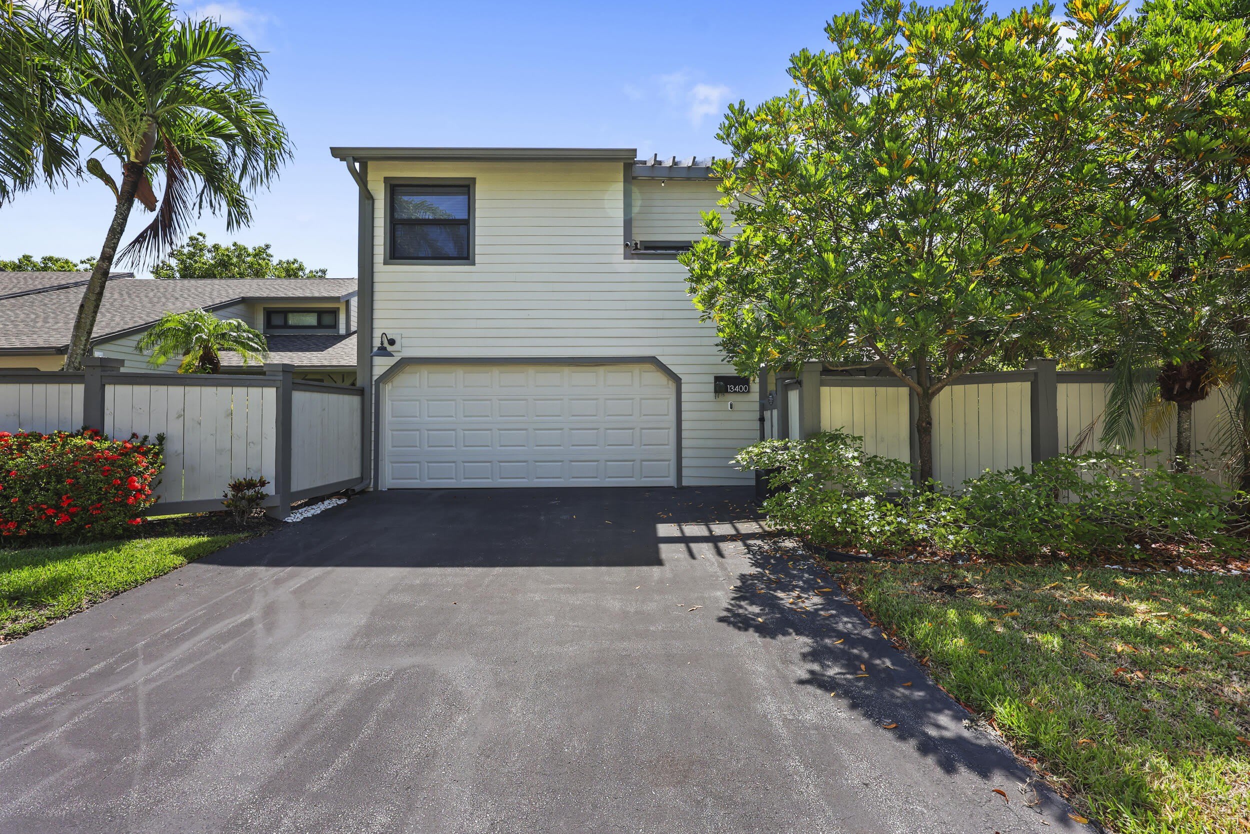 13400 Bedford Mews Court – photo 2