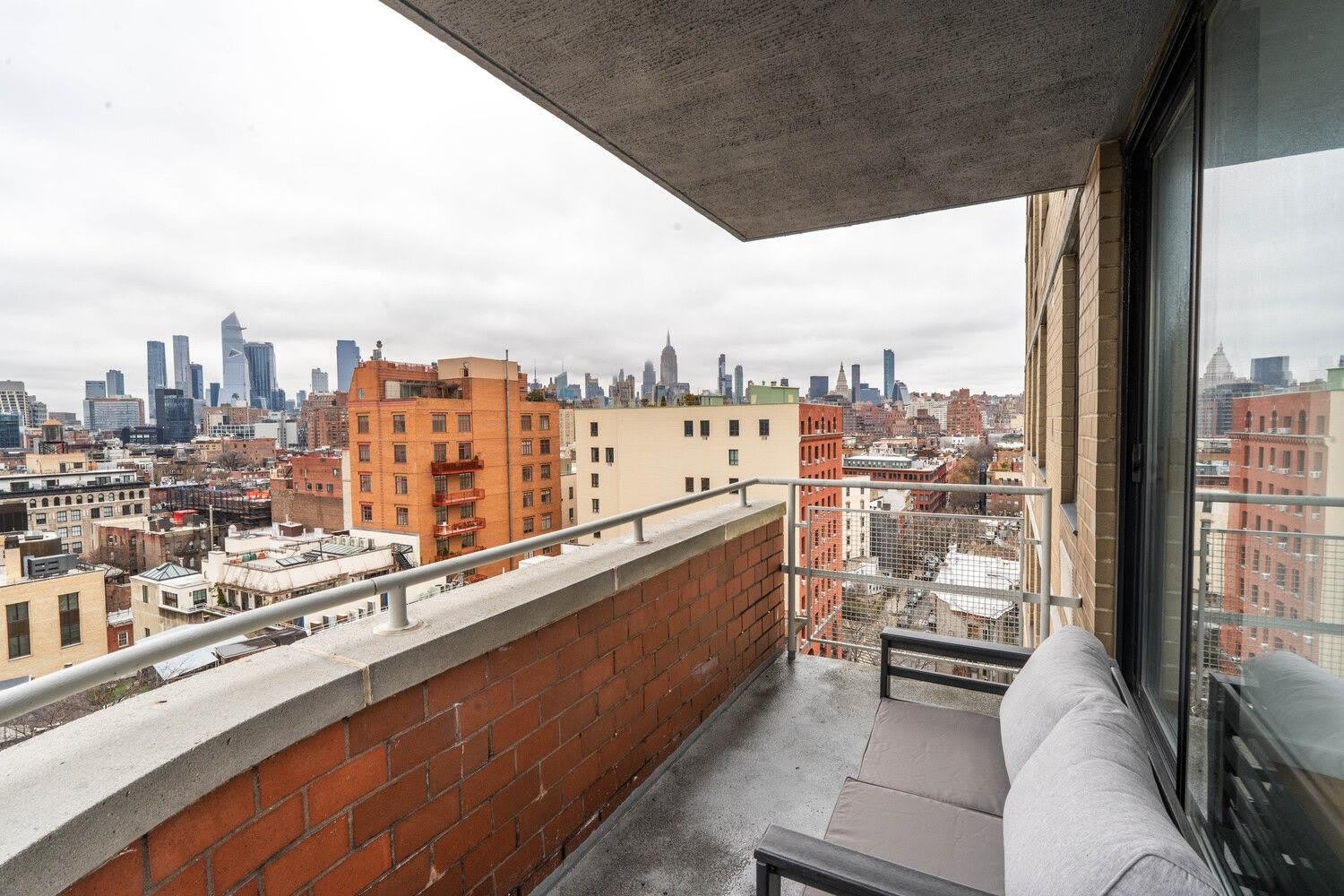 140 CHARLES Street – photo 5