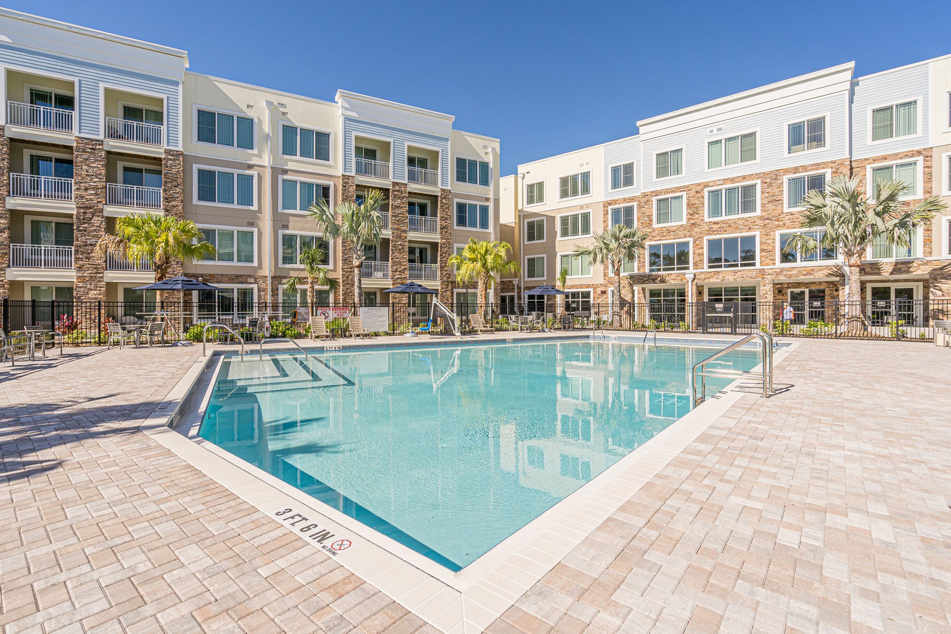 Sandpiper Glen 62+ Apartments – photo 2