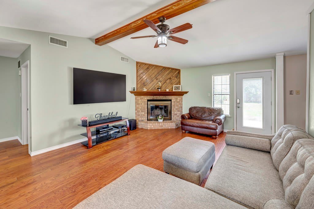 10803 E County Rd 104 – photo 4