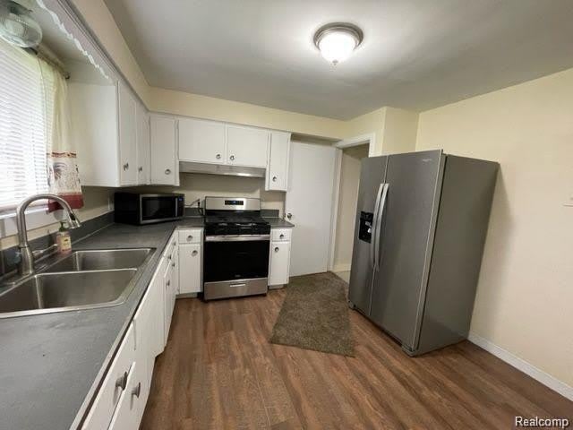 5122 W BRISTOL Road – photo 2