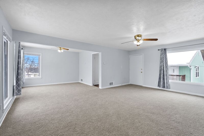 109 West 3rd Street – photo 4