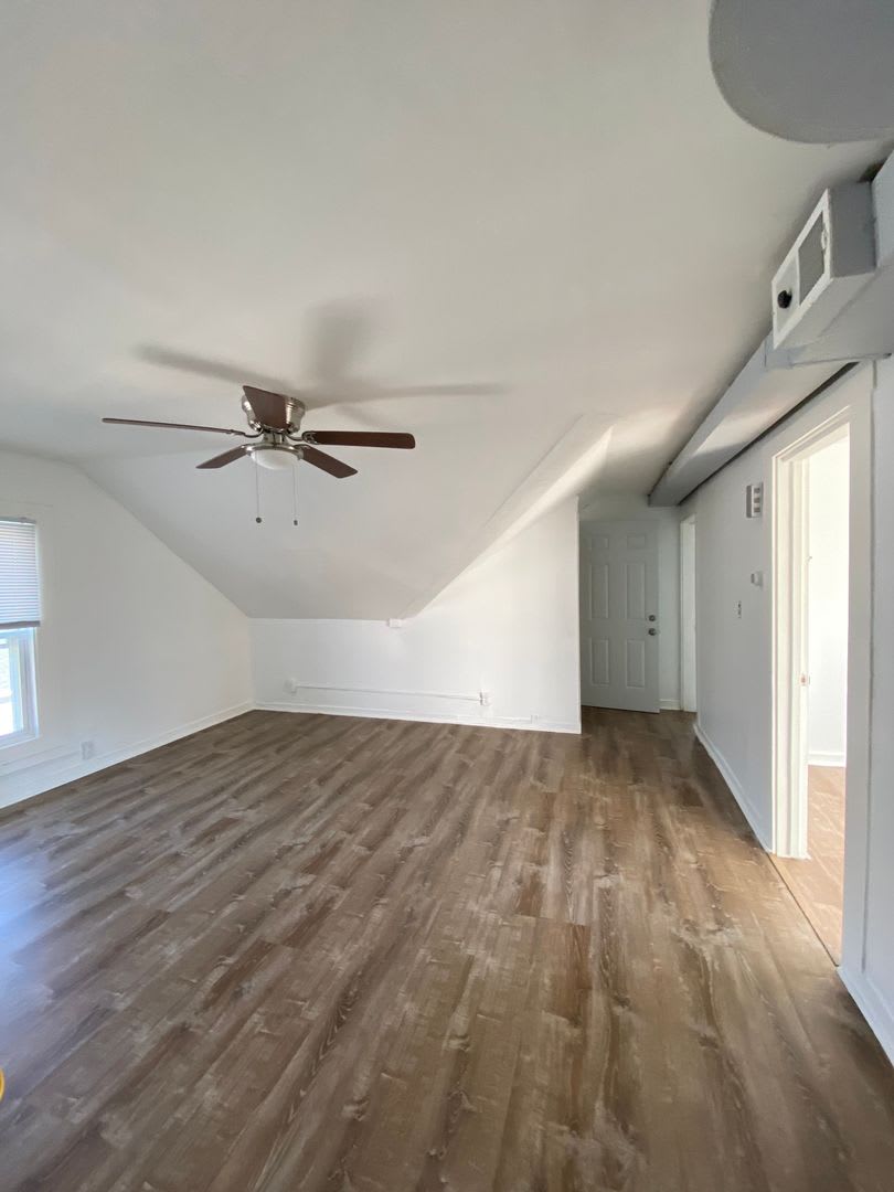 97 Bristol St – photo 5