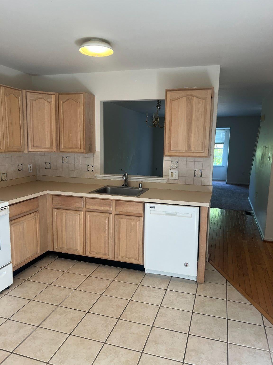 120 Clover Court – photo 4