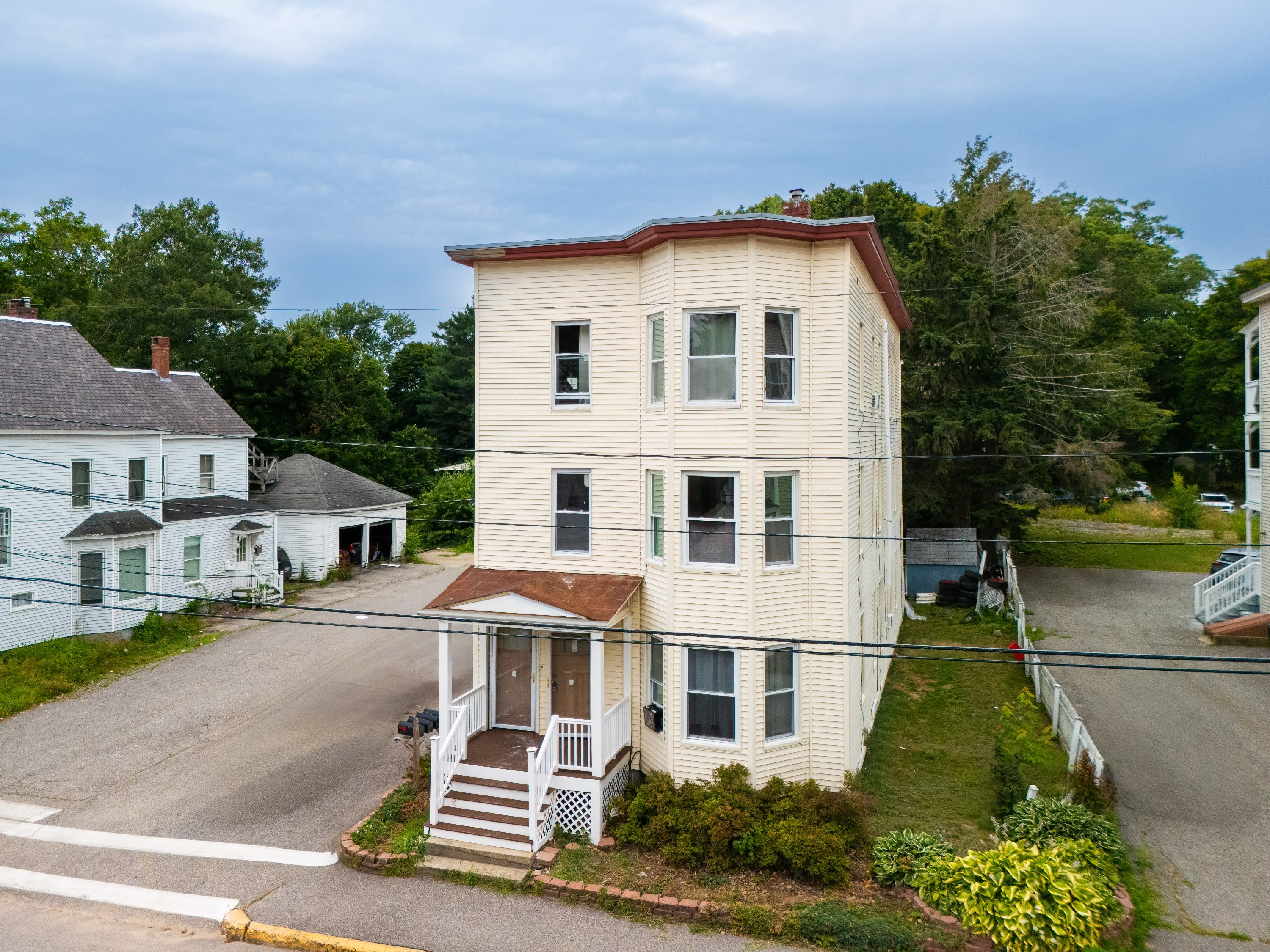 100 Graham Street – photo 1