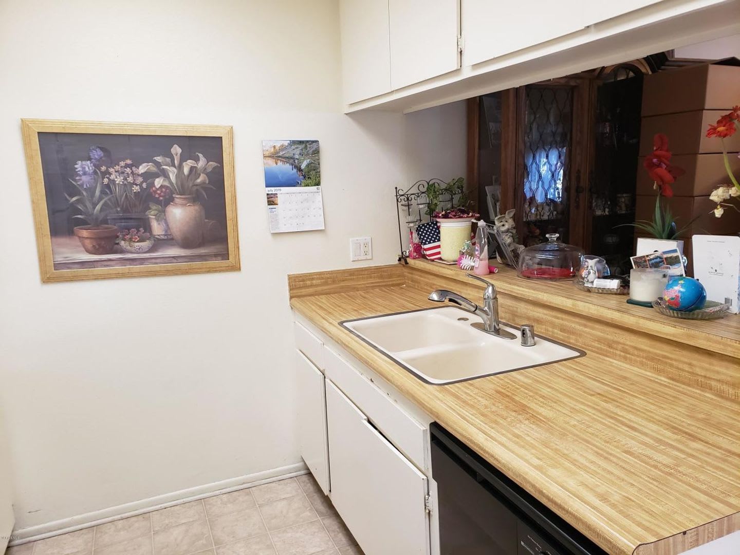 Gorgeous Single Story 3 bedroom Condominium – photo 4