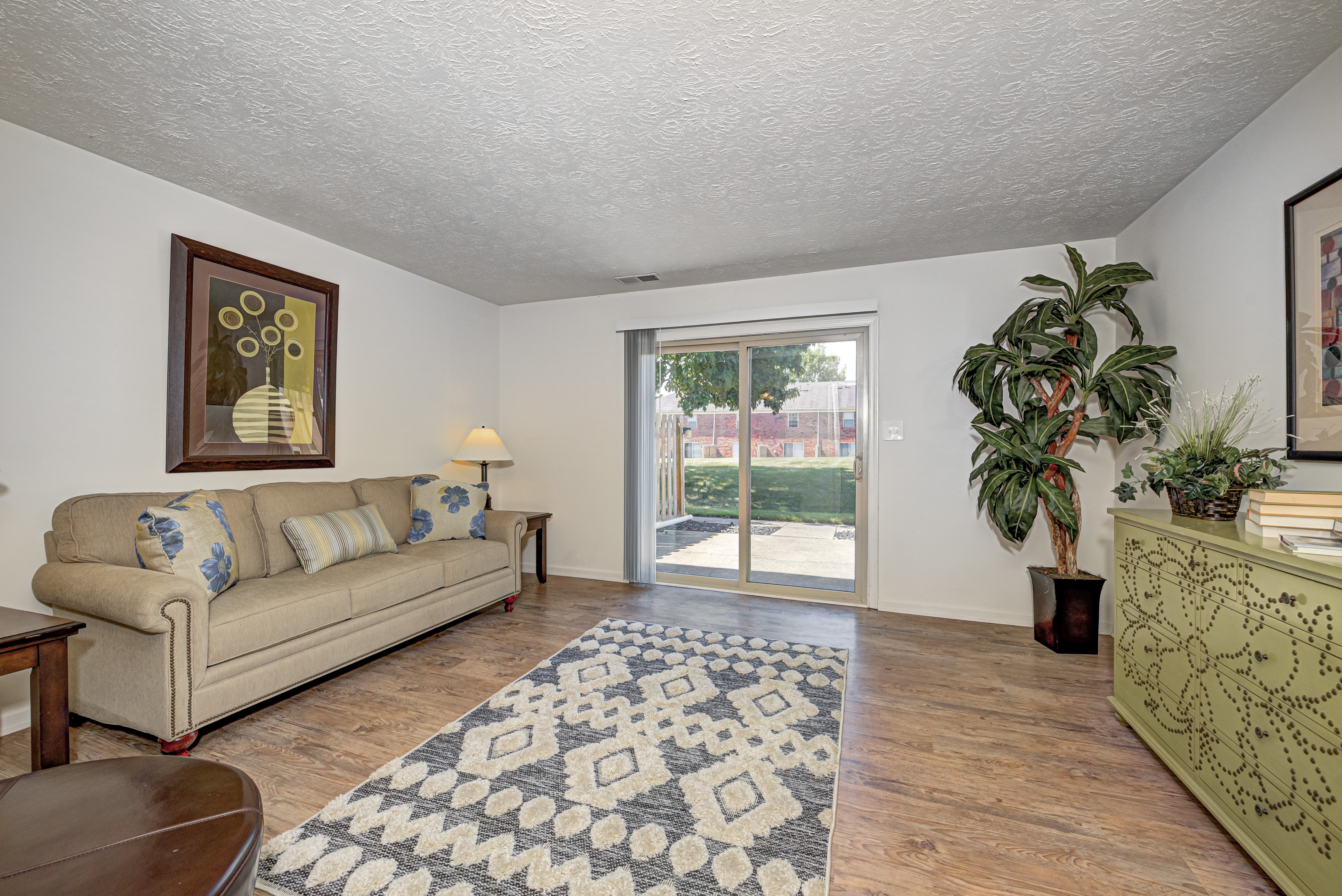 Greenwood Oaks Townhomes – photo 4
