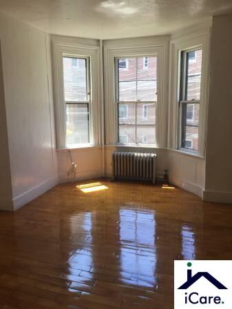8 Adella Pl. – photo 4