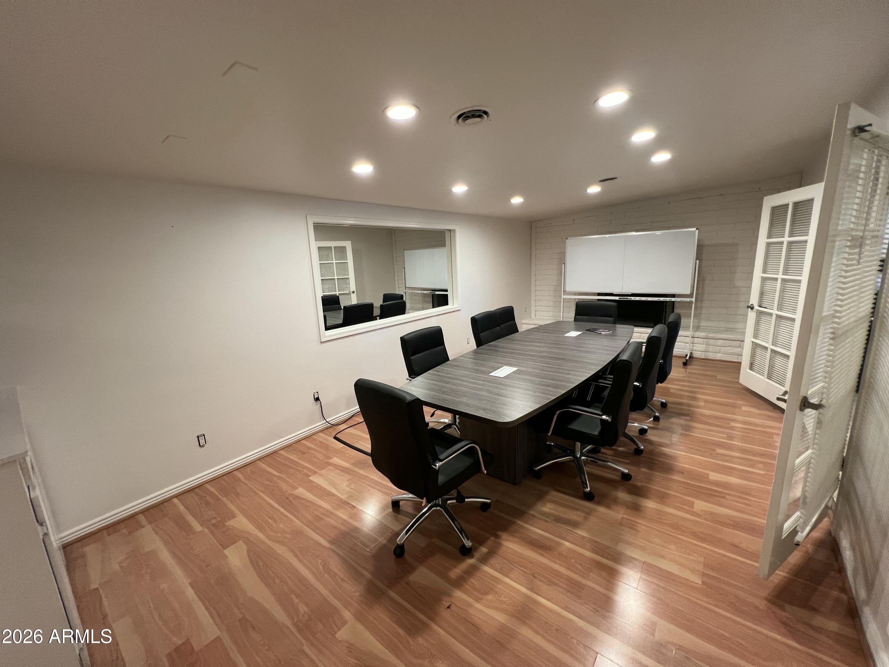 1713 E COLTER Street – photo 4