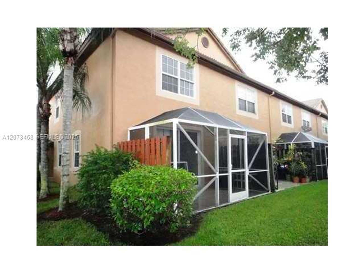 1621 Barcelona Way th 6-32, Weston, FL 33327 – photo 2