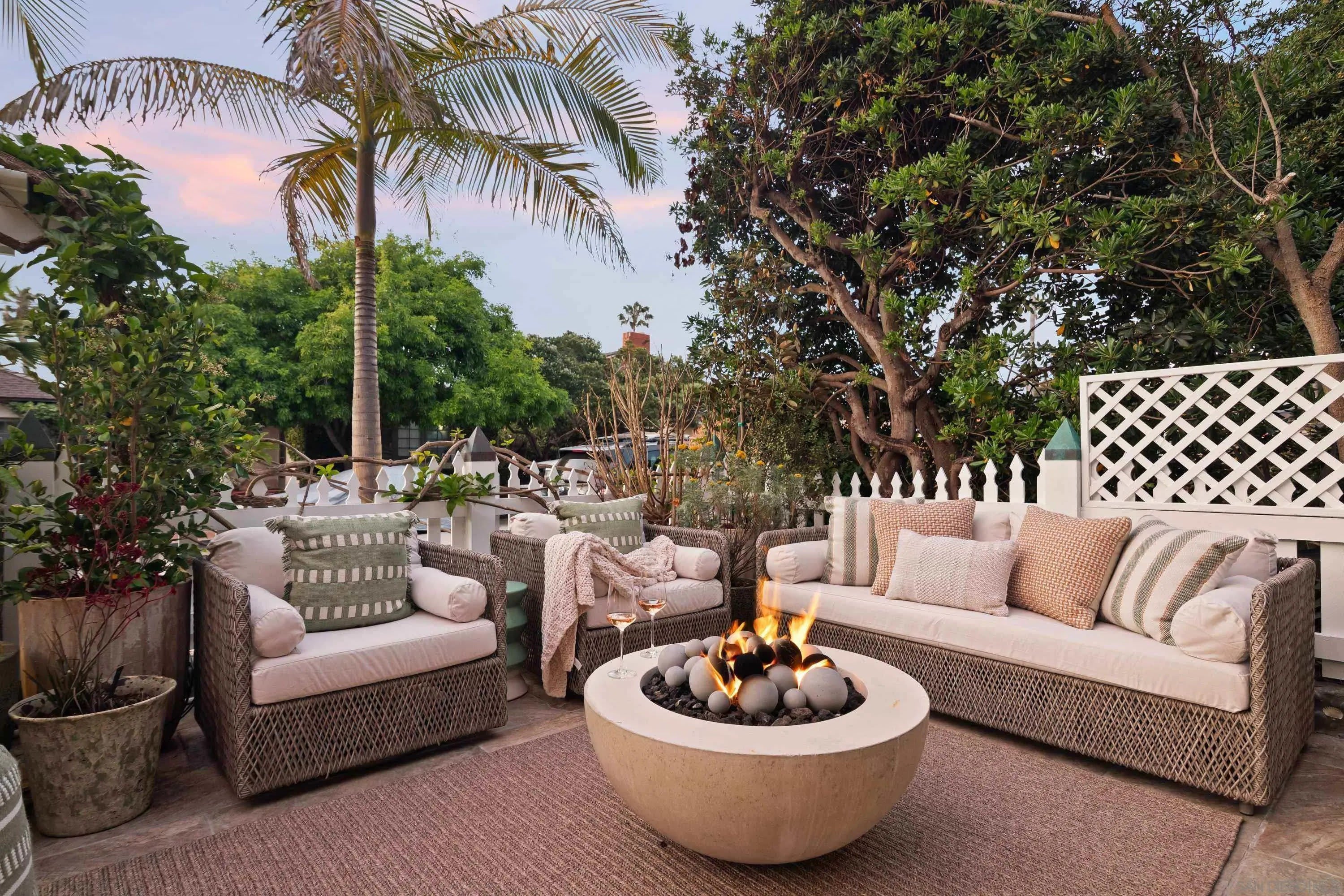 335 Gravilla Street – photo 3