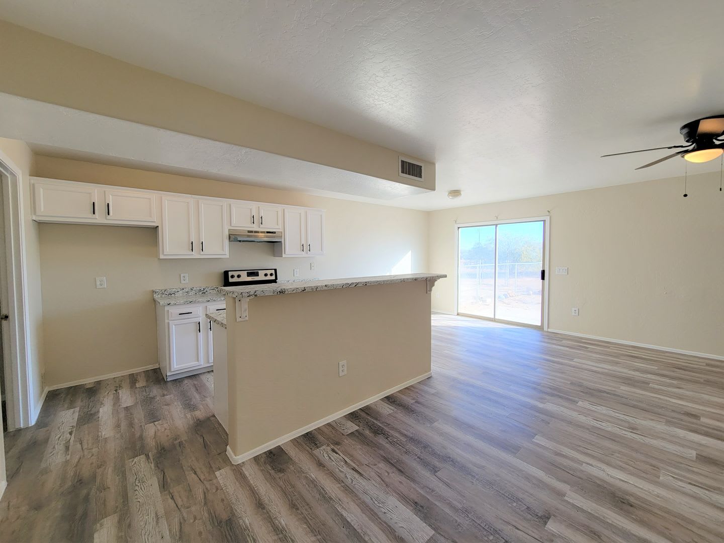 3 Bedroom – photo 2