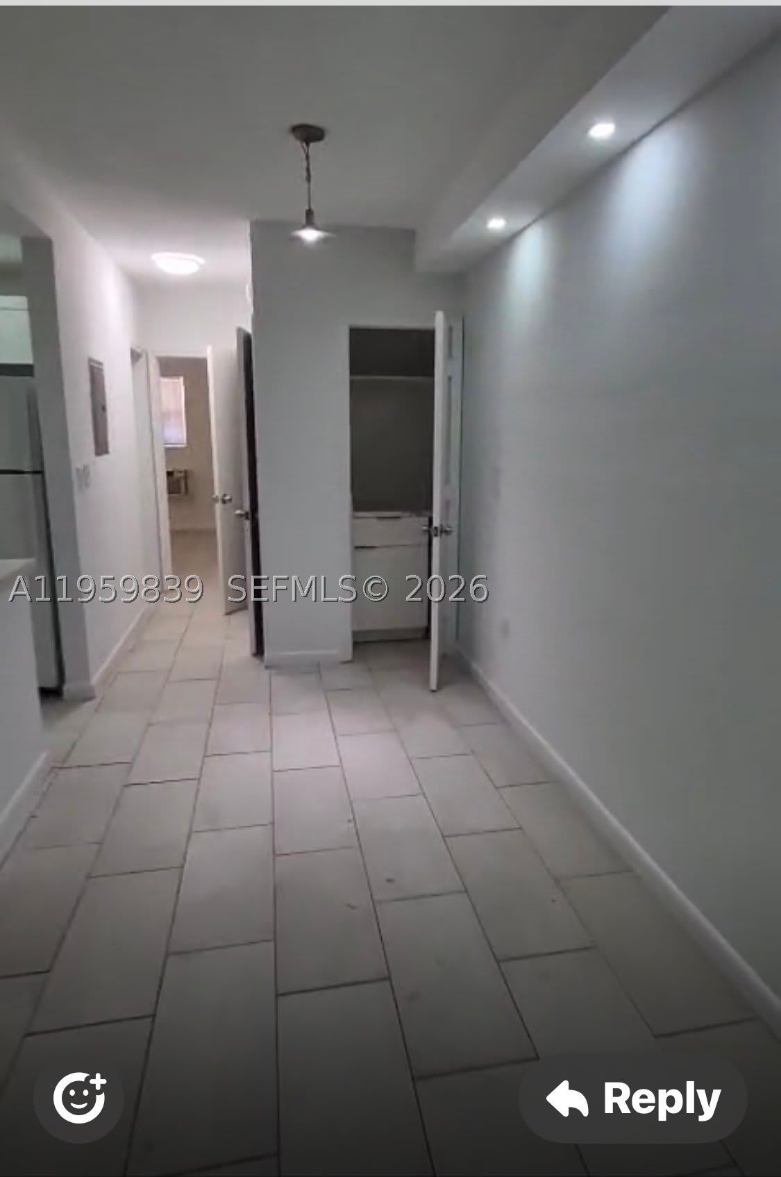 285 NE 191st St – photo 3