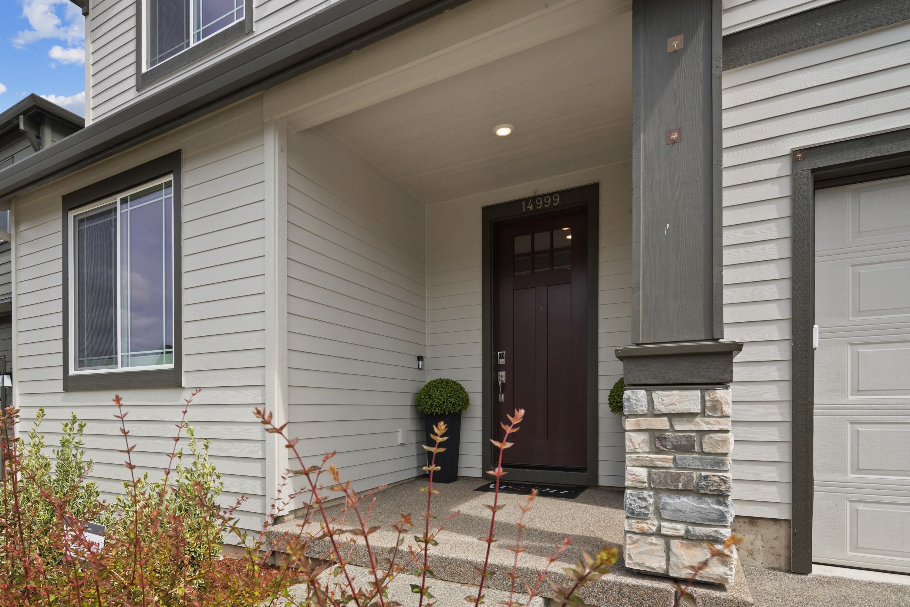14999 Northwest Evelyn Street – photo 2