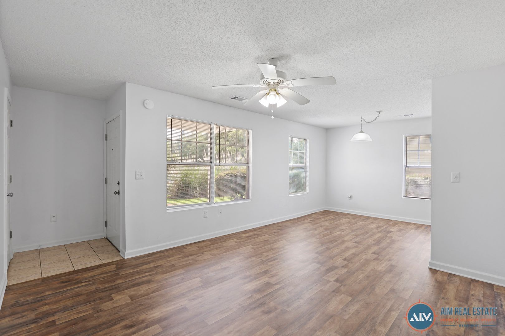 Immaculate 2-Bedroom Ground-Floor Villa in Bluffton’s Old South Villas – photo 4