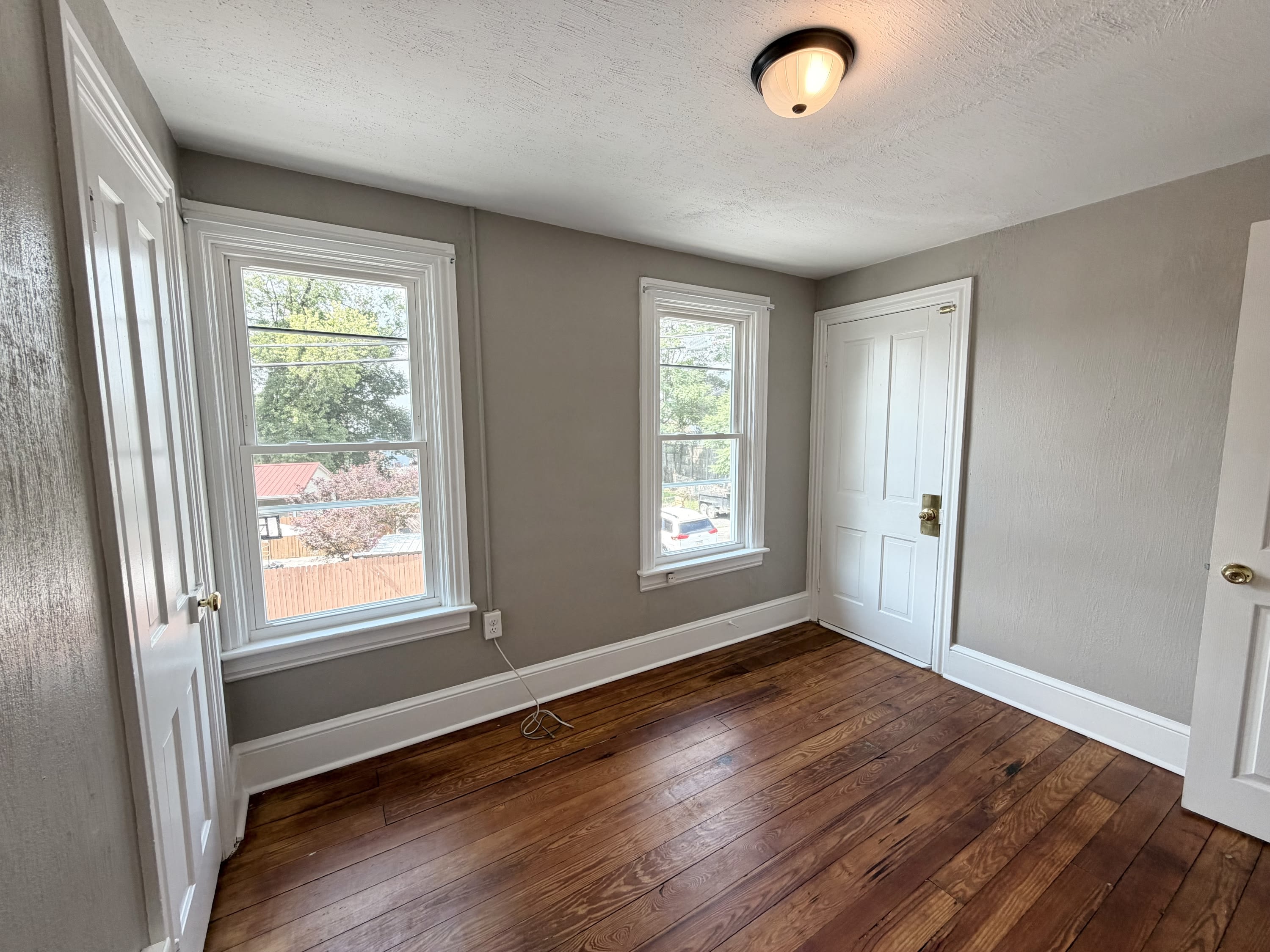 305 North Franklin Street – photo 5