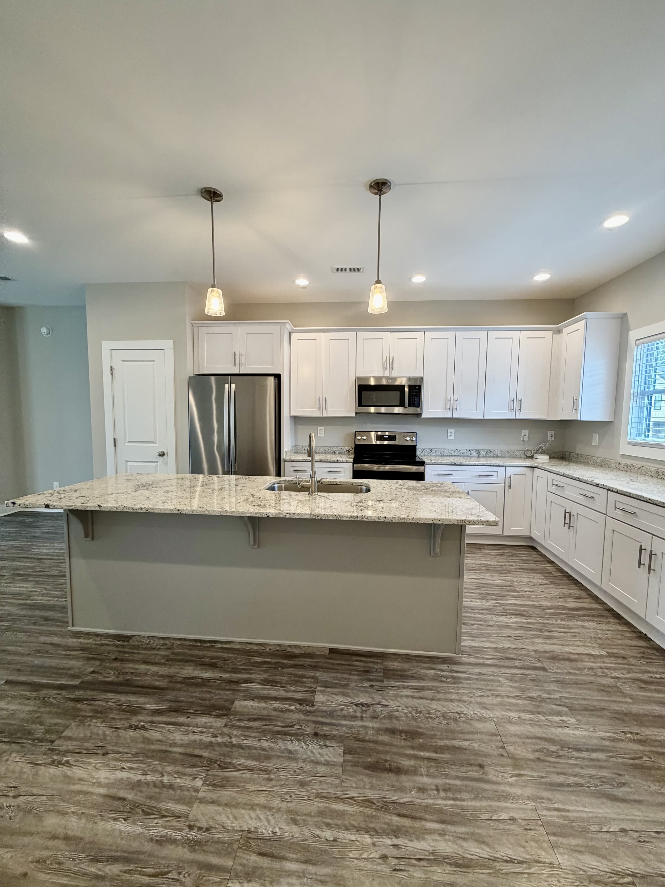 52 Cuddington Lane – photo 5